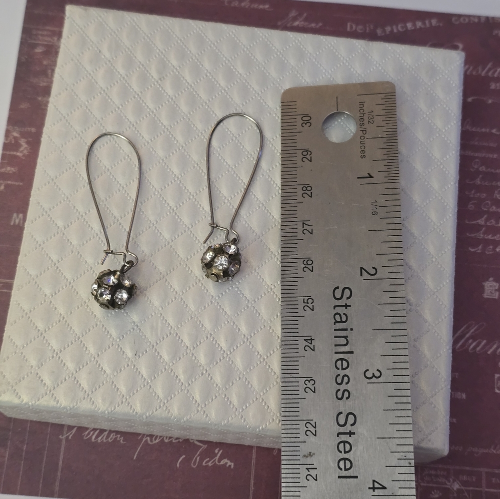 Silver Tone Clear Rhinestone Drop Threader Statement Earrings - Picture 4 of 8